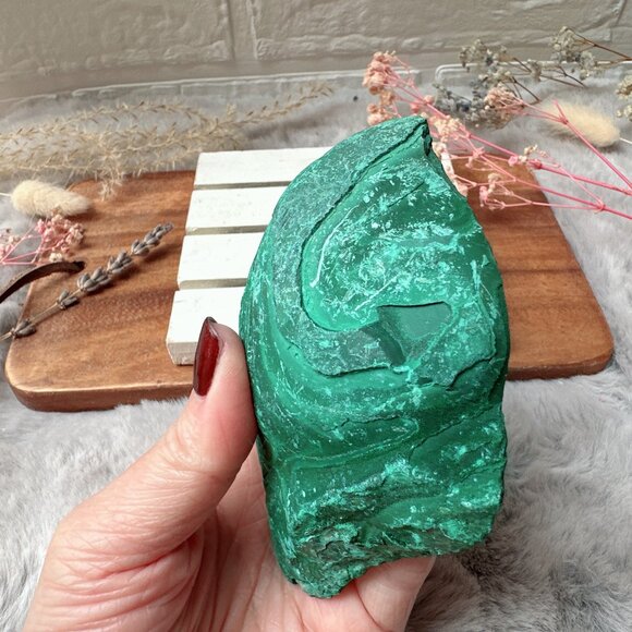 Malachite Free Form | Malachite Specimen - Picture 6 of 6
